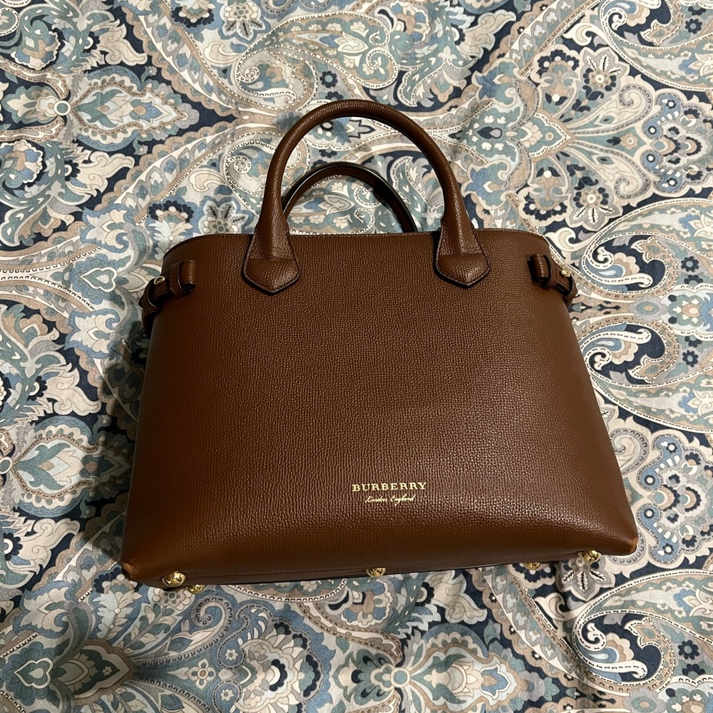 Burberry Horseshoe Leather House Check Shoulder Bag